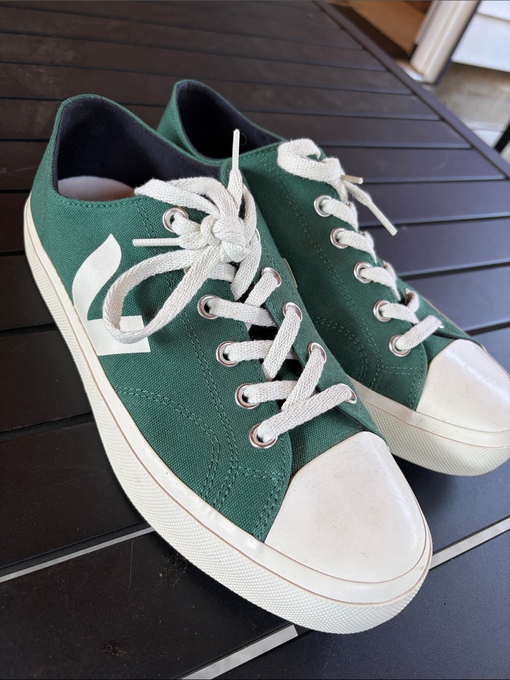 Veja Green Canvas Low-Top Sneakers with White Accents